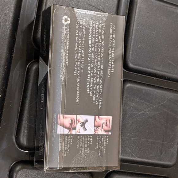 Velour Vegan Lashes - Picture 4 of 4